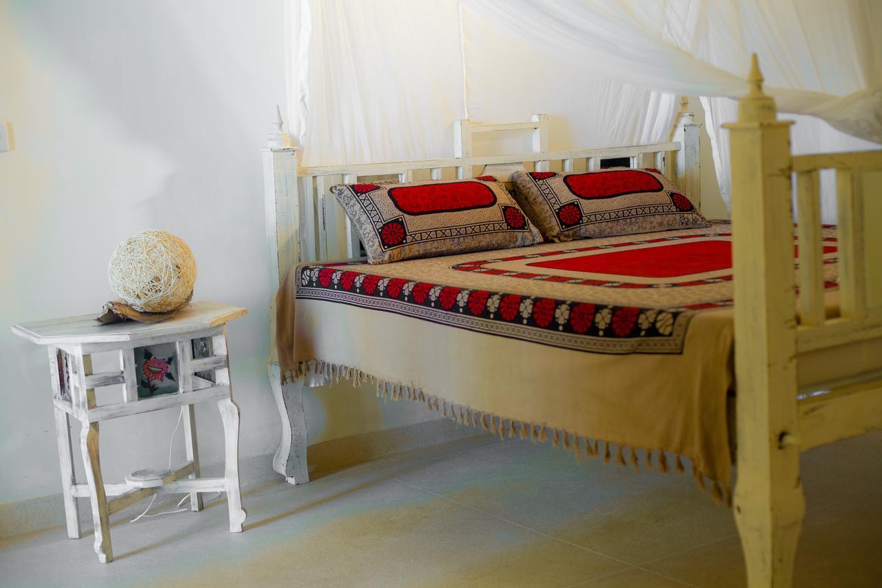 Villa Cesy Boutique Hotel Малинди Экстерьер фото